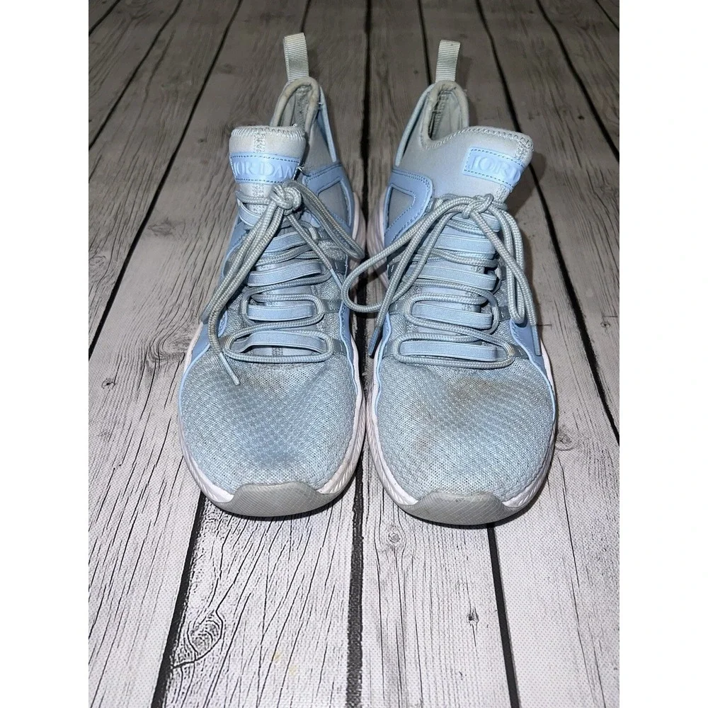 Jordan Formula 23 Men's Size 10 Ice Blue 881465-406 Athletic Sneakers